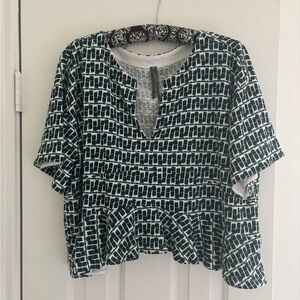 Anthropologie Teal and White Patterned Blouse Cropped Oversized fit